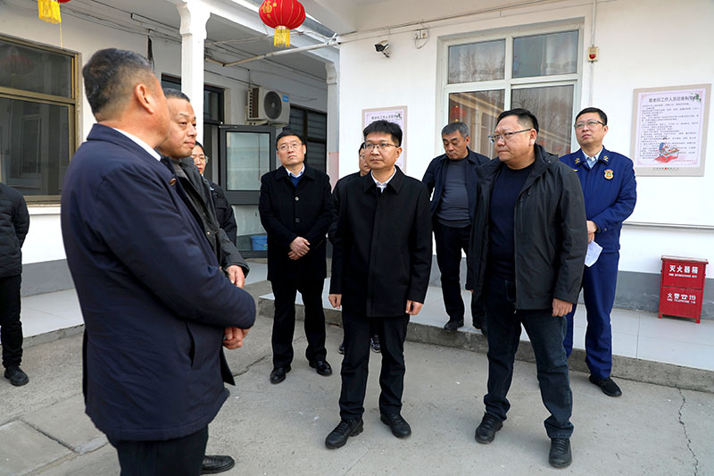 朱广治调研督导春节期间安全生产及烟花爆竹管控工作